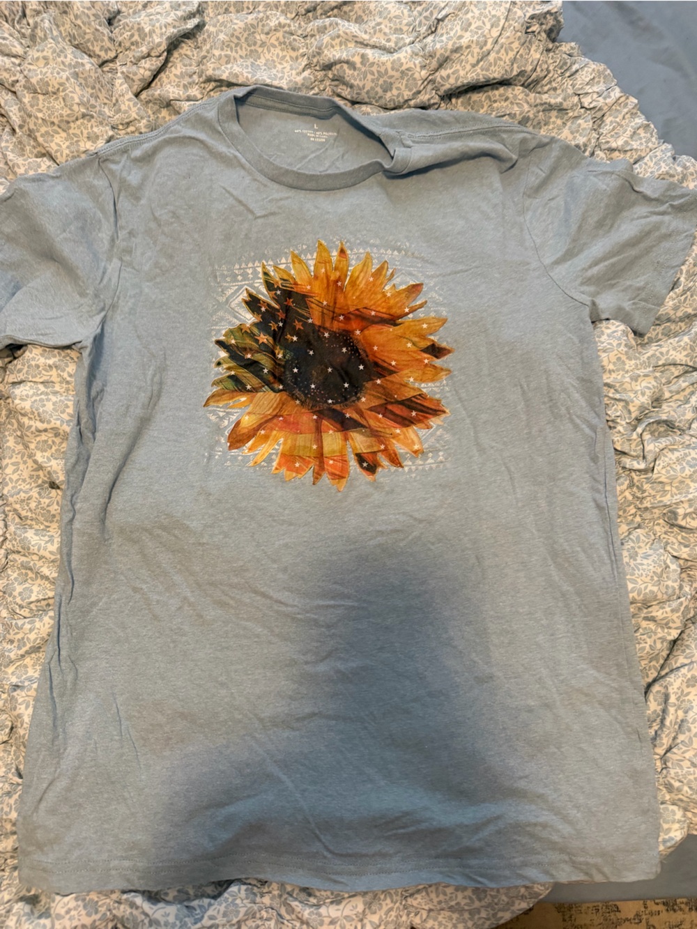 Women’s Short-Sleeve Sunflower Graphic Tee - Light Blue